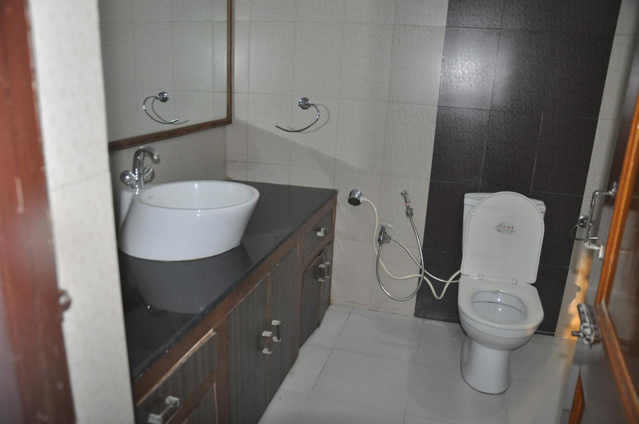 Hotel Eagle Nest Bharatpur Exterior photo