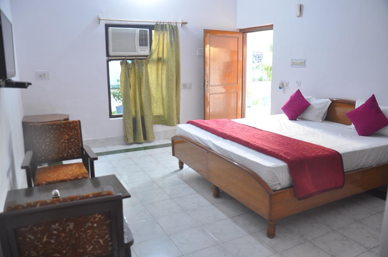 Hotel Eagle Nest Bharatpur Exterior photo